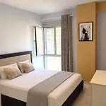 Terraces Juju Ap * Sarandë