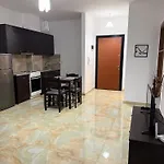 Terraces Juju Ap Sarandë