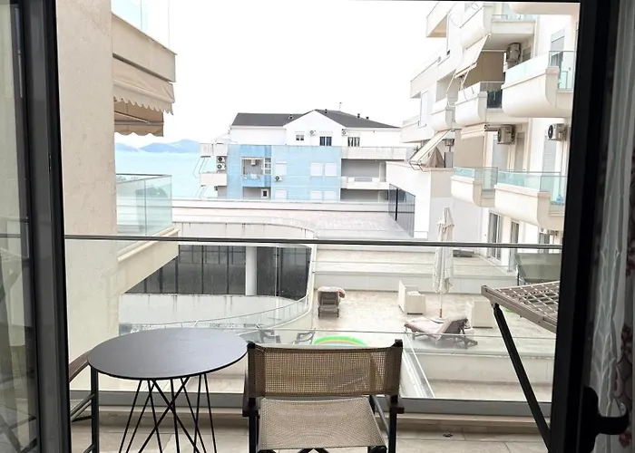 Terraces Juju Ap * Sarandë